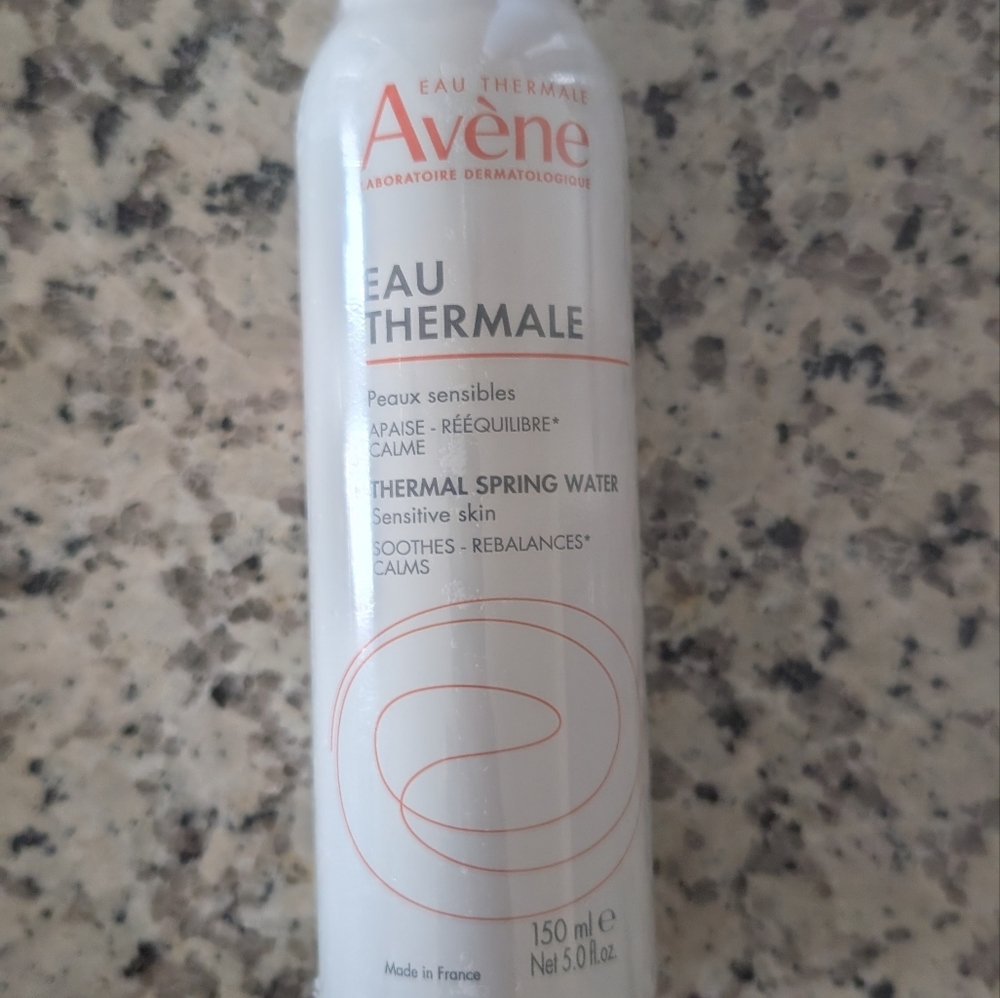 **SOLD** Avène Eau Thermale Thermal Spring Water - White